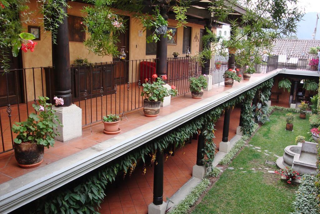 Hotel Meson del Valle by AHS Antigua Eksteriør bilde