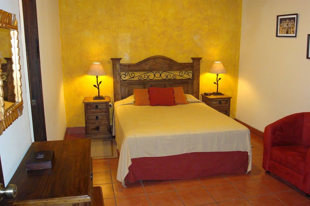 Hotel Meson del Valle by AHS Antigua Eksteriør bilde
