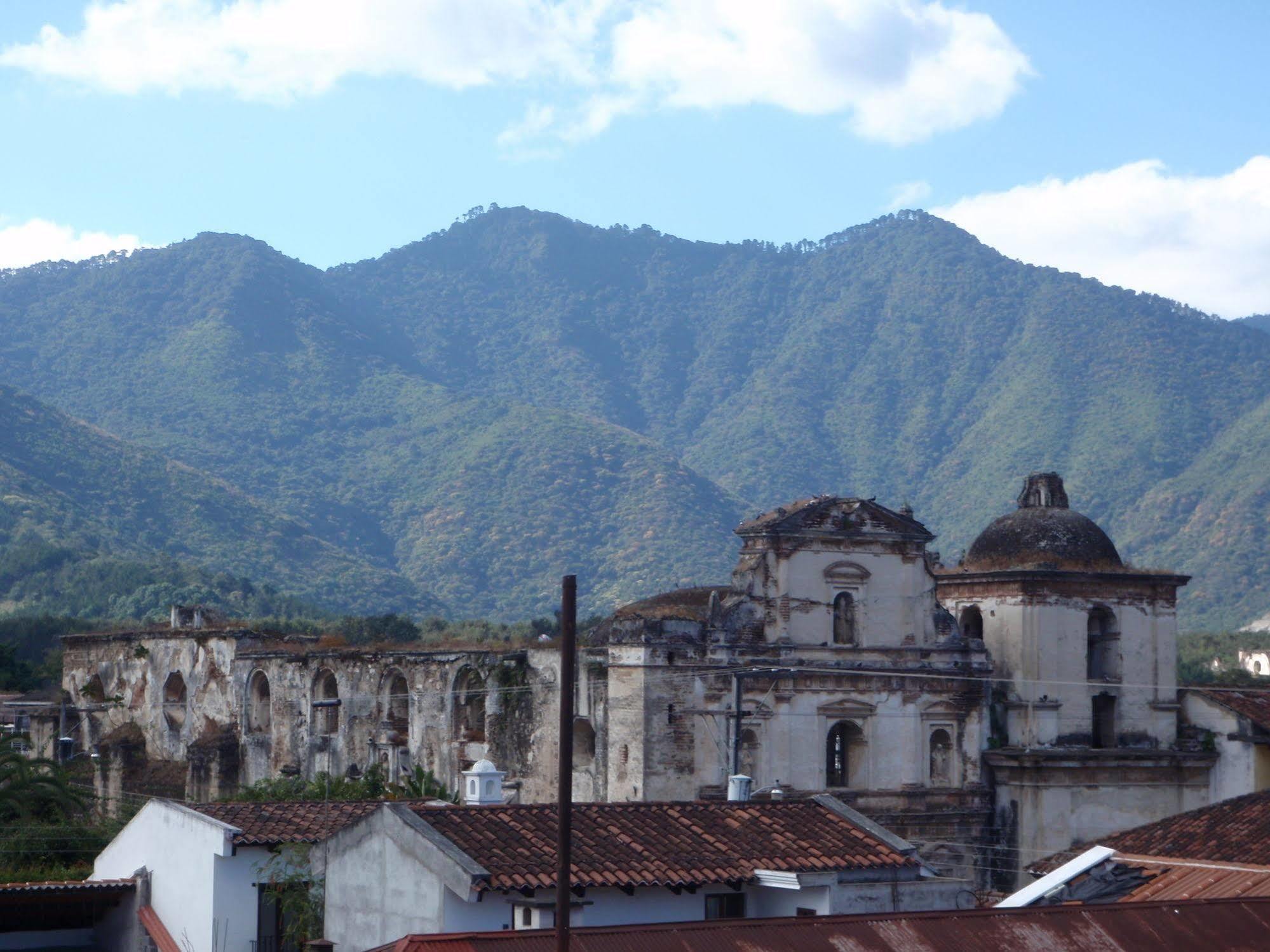 Hotel Meson del Valle by AHS Antigua Eksteriør bilde
